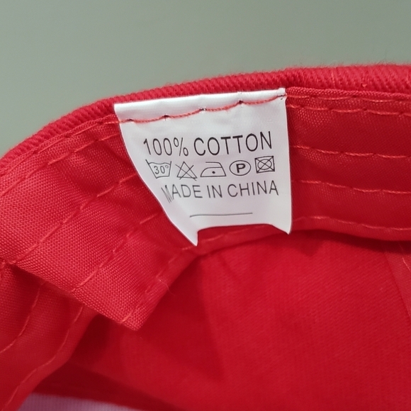 Trump 2020 Keep America Great Red Embroidered Baseball Cap Hat - Picture 3 of 7